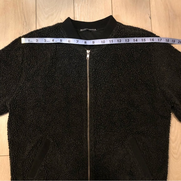 Brandy Melville Jennifer Sherpa Jacket in Black - Picture 3 of 12